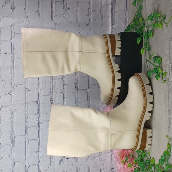 Arezzo Bailey Leather Tractor Boot NWOB - Picture 1 of 12